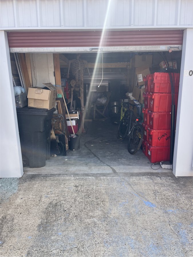 10 x 20 storage unit in Pinehurst, TX
