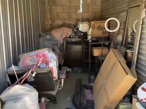 6 x 15 storage unit in Rosamond, CA
