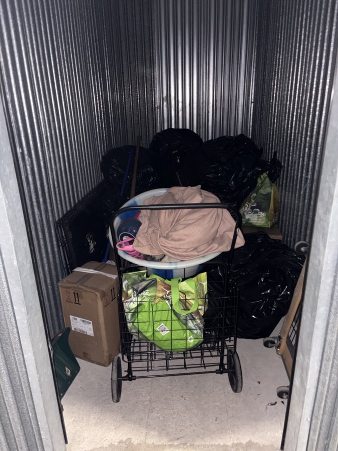 5 x 10 storage unit in East Brunswick, NJ