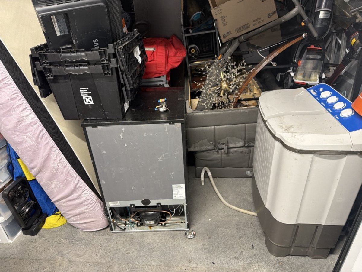 10 x 20 storage unit in Phoenix, AZ