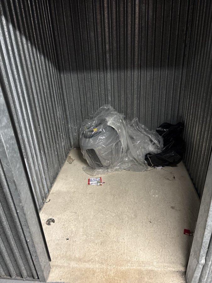 5 x 5 storage unit in East Brunswick, NJ