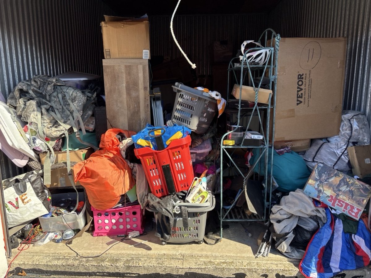 10 x 15 storage unit in East Brunswick, NJ