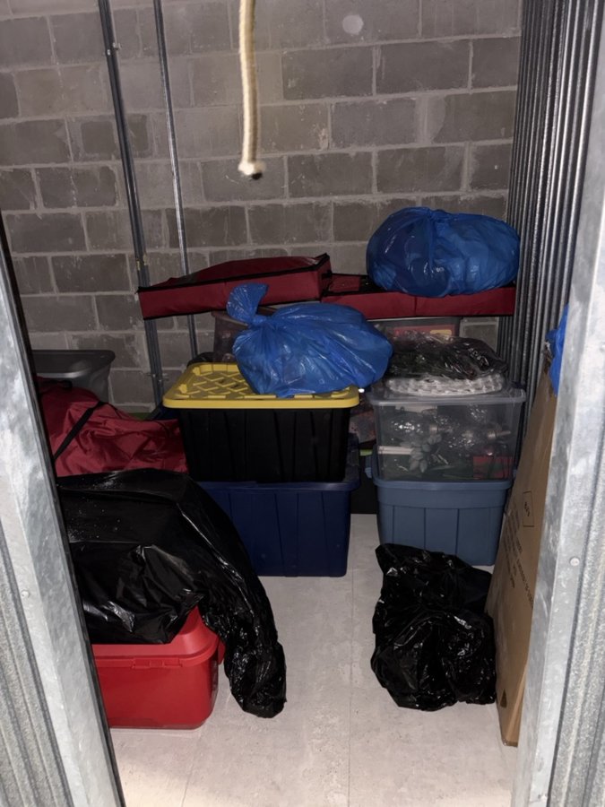 10 x 7 storage unit in East Brunswick, NJ