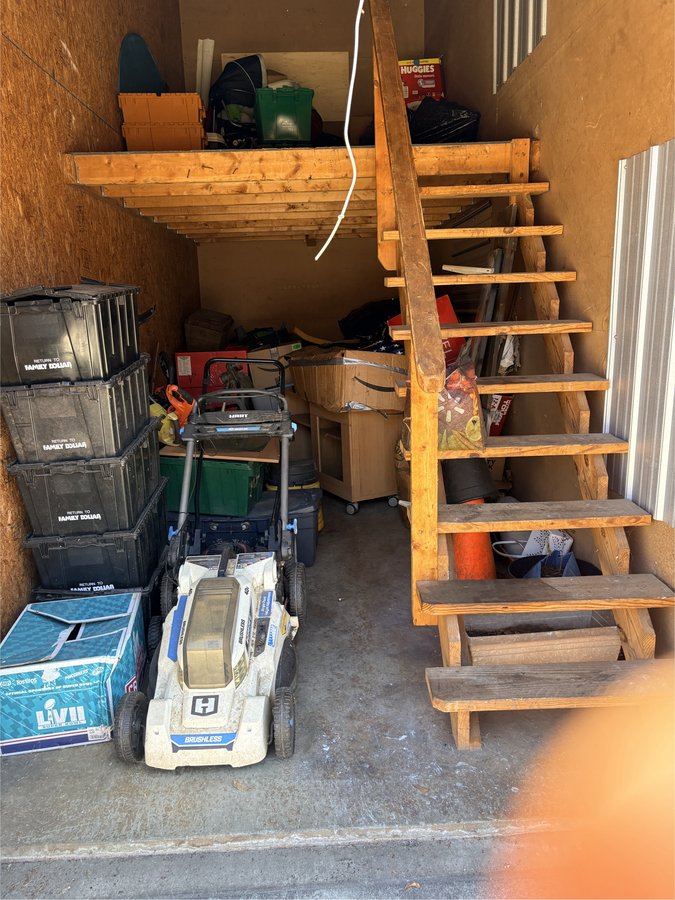 8 x 20 storage unit in Decatur, GA