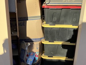 5 x 10 storage unit in Rosamond, CA