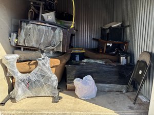 10 x 10 storage unit in East Brunswick, NJ