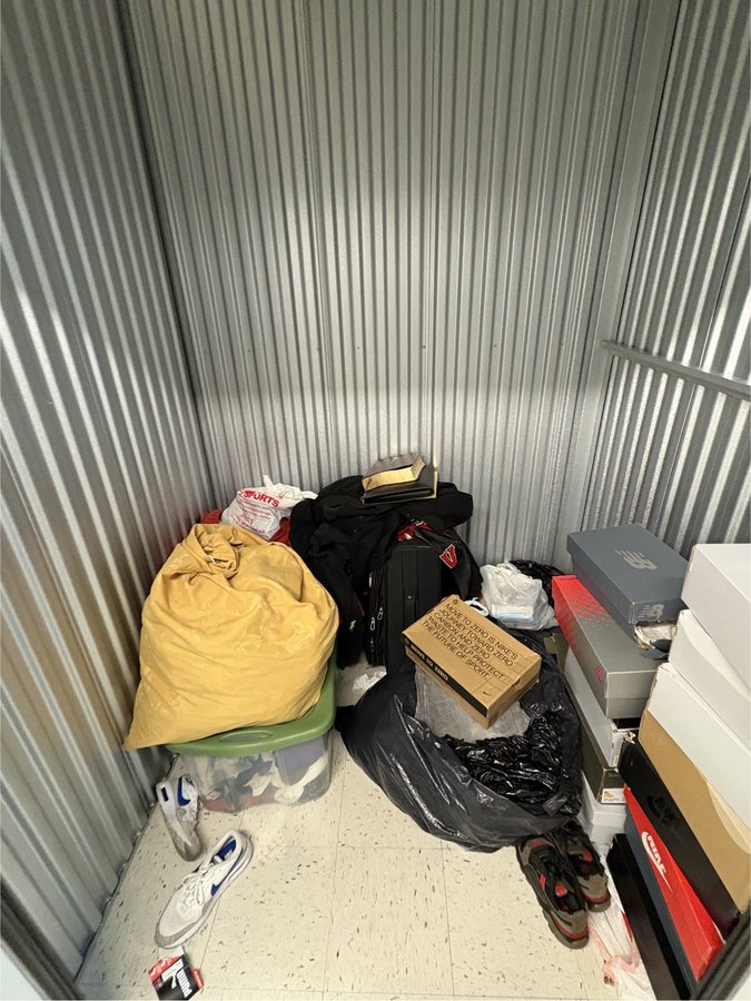 5 x 5 storage unit in Chicago, IL