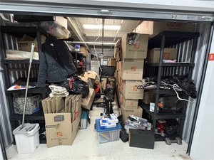 10 x 20 storage unit in Glen Ellyn, IL
