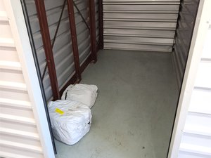 5 x 10 storage unit in Fair Lawn, NJ
