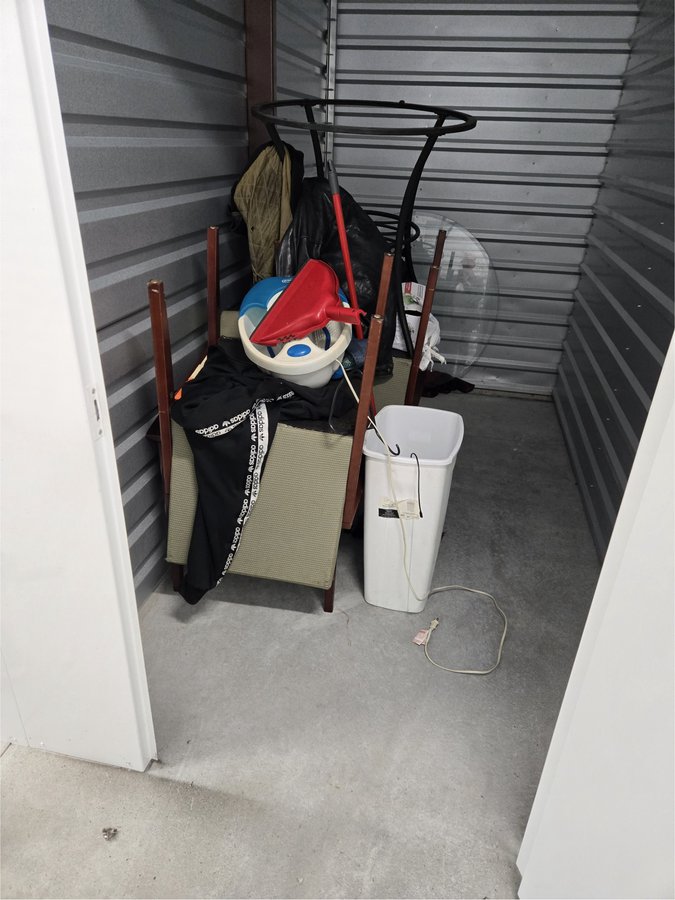 5 x 10 storage unit in Canton, MI
