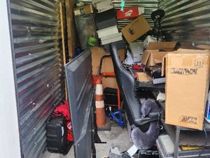 5 x 10 storage unit in St Louis, MO