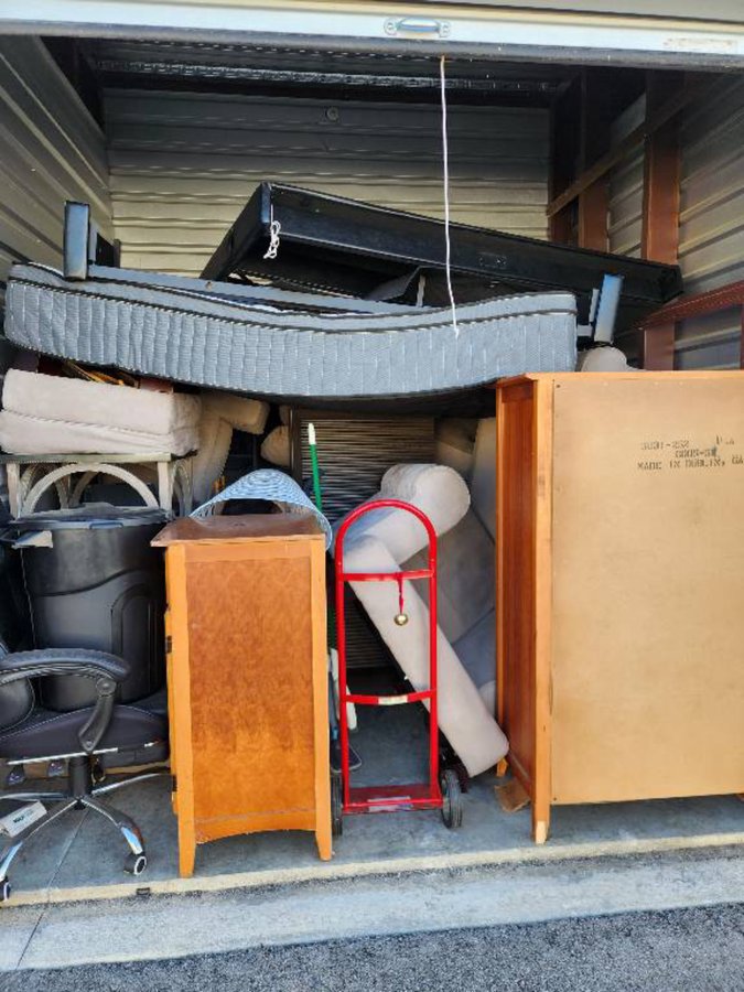 10 x 10 storage unit in Indianapolis, IN