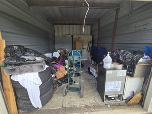 10 x 15 storage unit in Apopka, FL