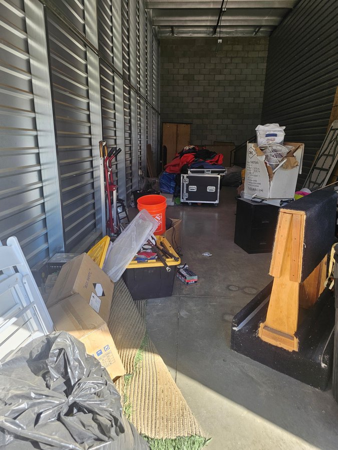 14 x 44 storage unit in Beaumont, CA
