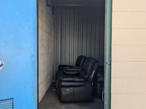 10 x 10 unit in Tampa