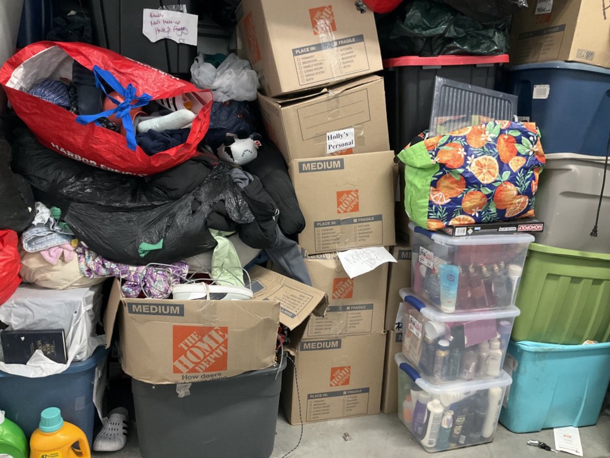 5 x 10 storage unit in Sylmar, CA