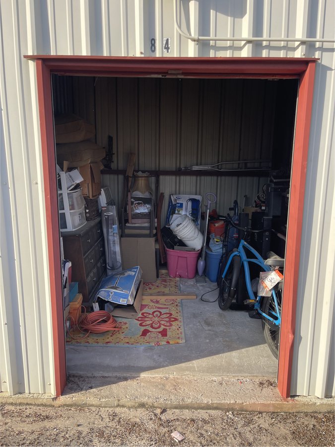 10 x 10 storage unit in Pinehurst, TX