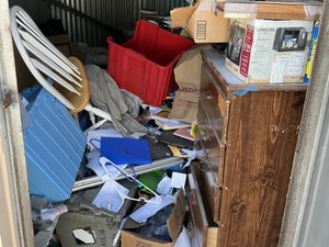 9 x 13 storage unit in Bakersfield, CA