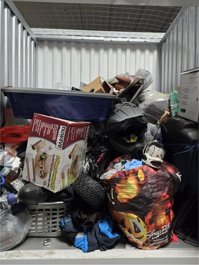 3 x 3 storage unit in Morrisville, PA
