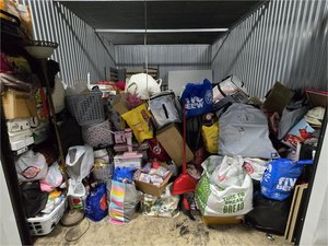 10 x 15 storage unit in Morrisville, PA