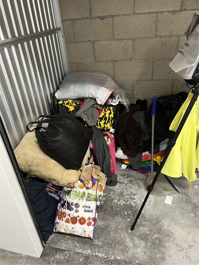 5 x 10 storage unit in Los Angeles, CA