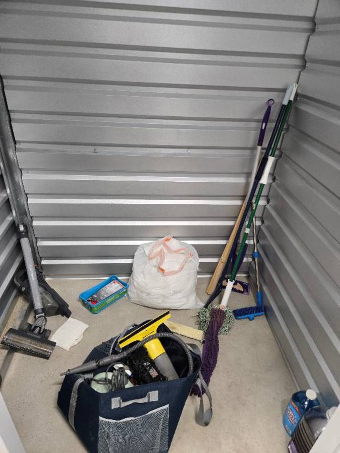 5 x 5 storage unit in Manor, TX