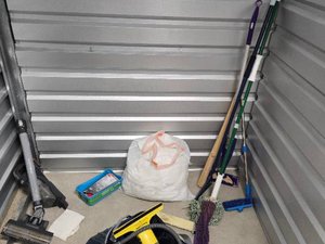 5 x 5 storage unit in Manor, TX