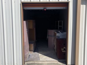 8 x 20 storage unit in Pinehurst, TX