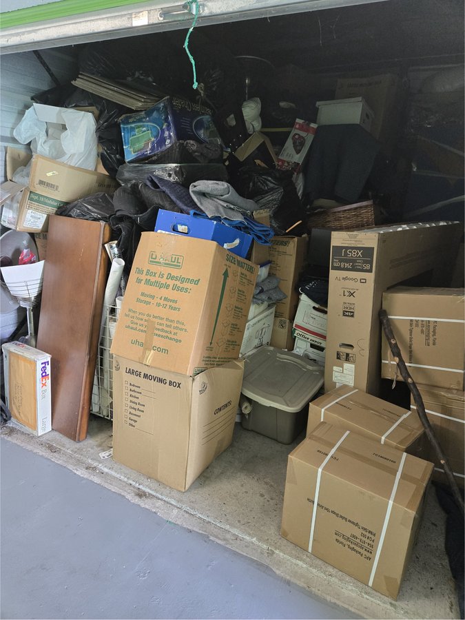 10 x 15 storage unit in Fort Lauderdale, FL