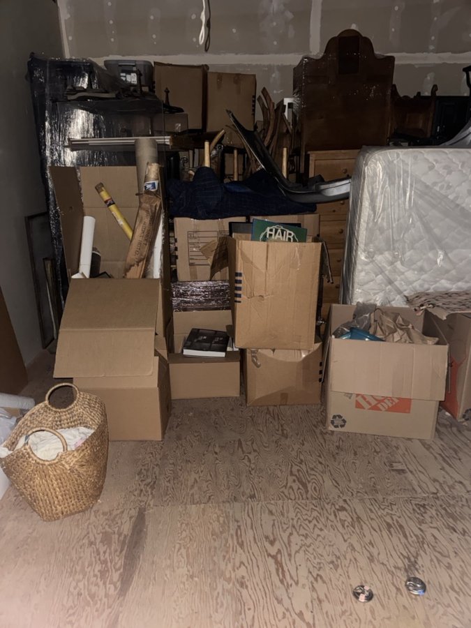 15 x 15 storage unit in Calabasas, CA