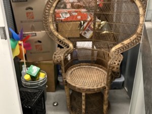 5 x 10 storage unit in Long Beach, CA