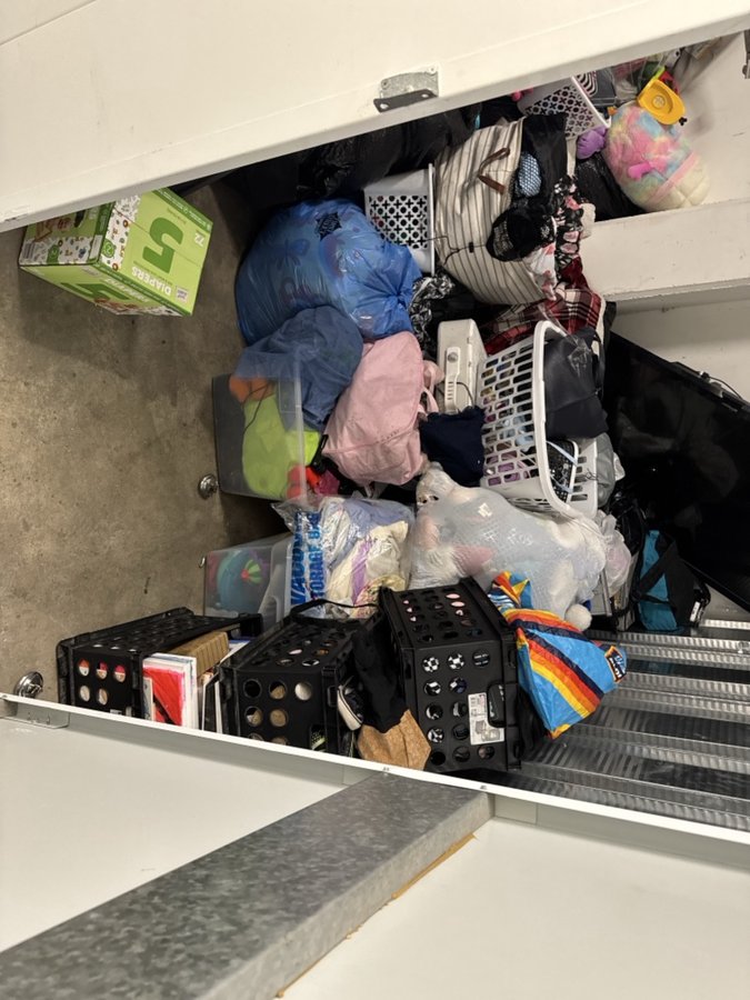 8 x 10 storage unit in Long Beach, CA