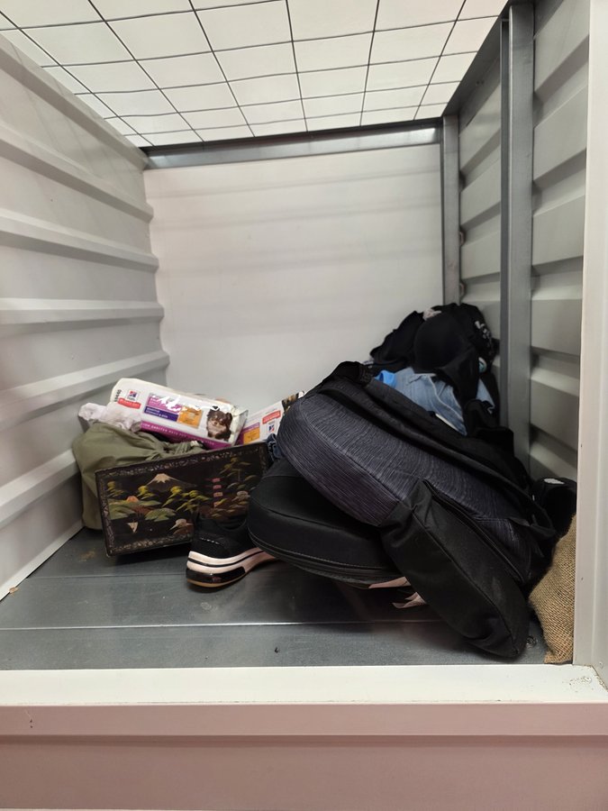 3 x 4 storage unit in Conroe, TX