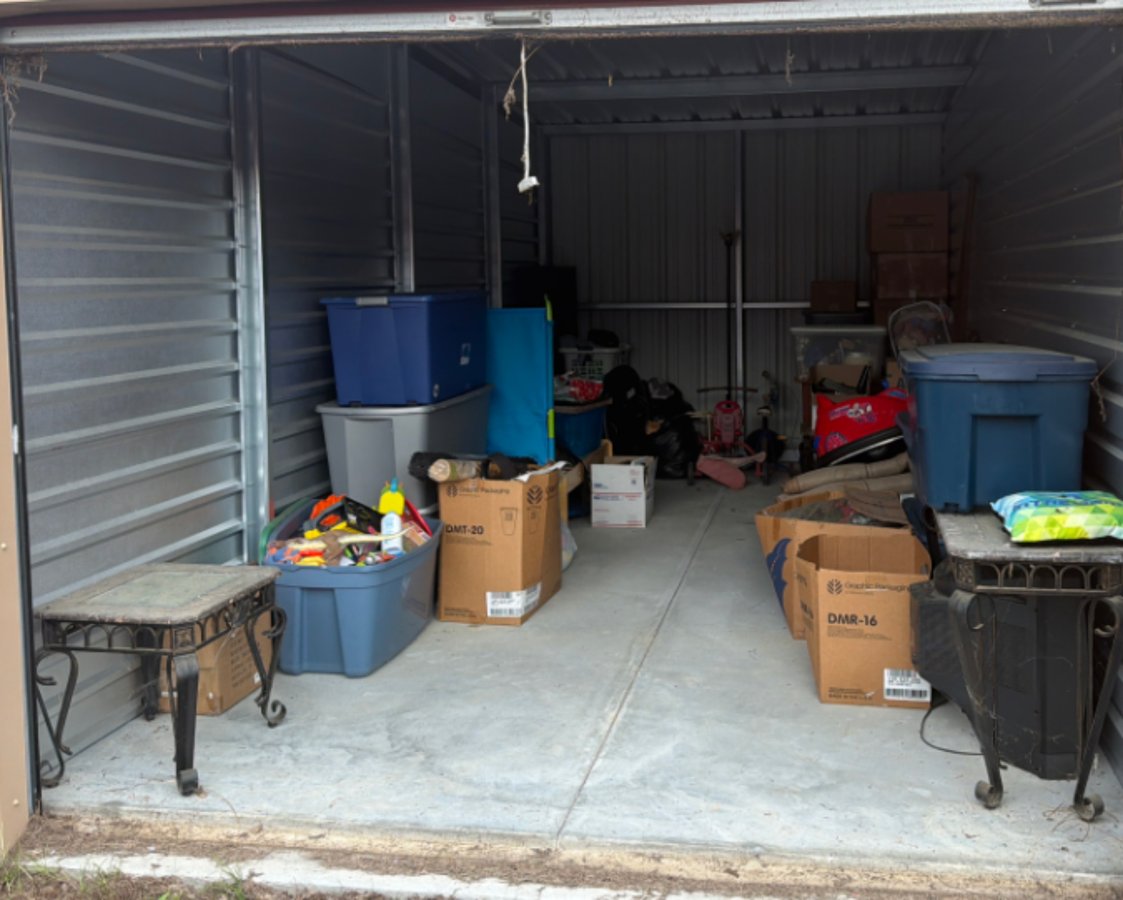 10 x 20 storage unit in Jesup, GA
