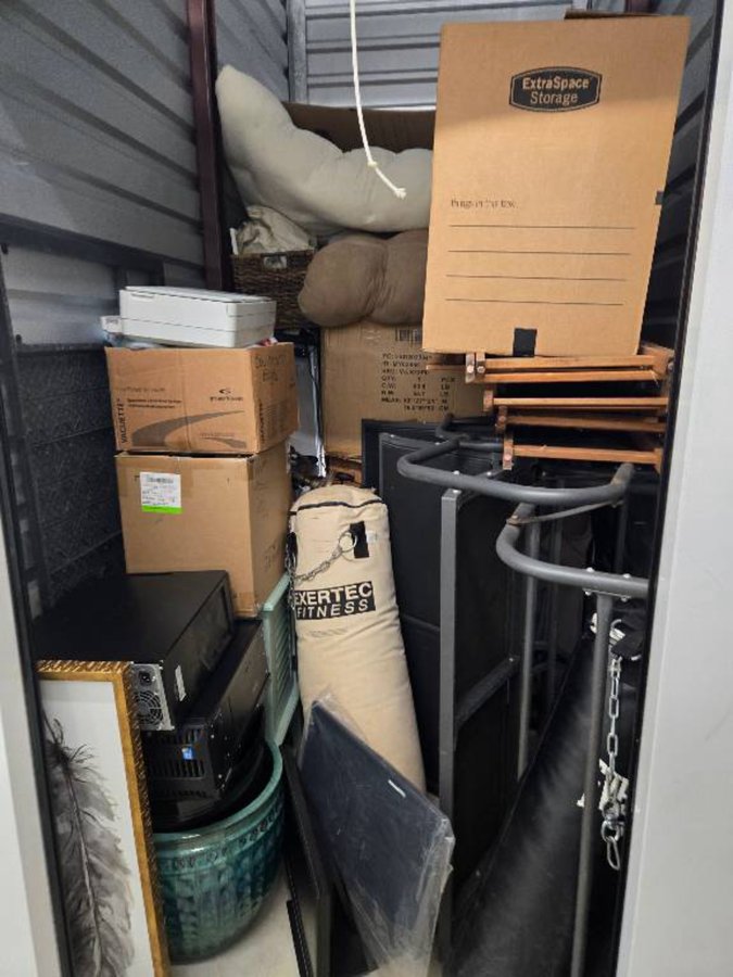 5 x 10 storage unit in San Antonio, TX