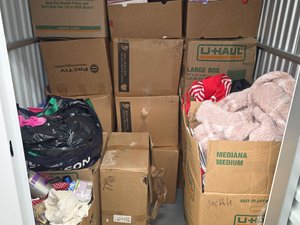 5 x 5 storage unit in Daly City, CA