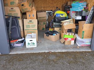 10 x 10 storage unit in Salem, OR