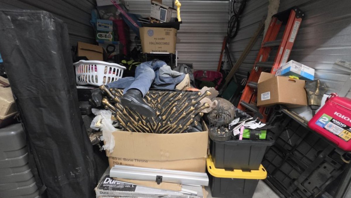 10 x 10 storage unit in Davie, FL
