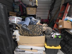 10 x 10 storage unit in Davie, FL