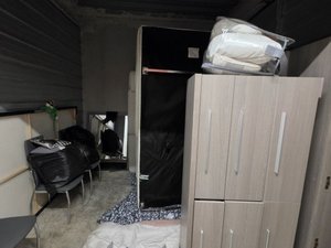 10 x 10 storage unit in Davie, FL