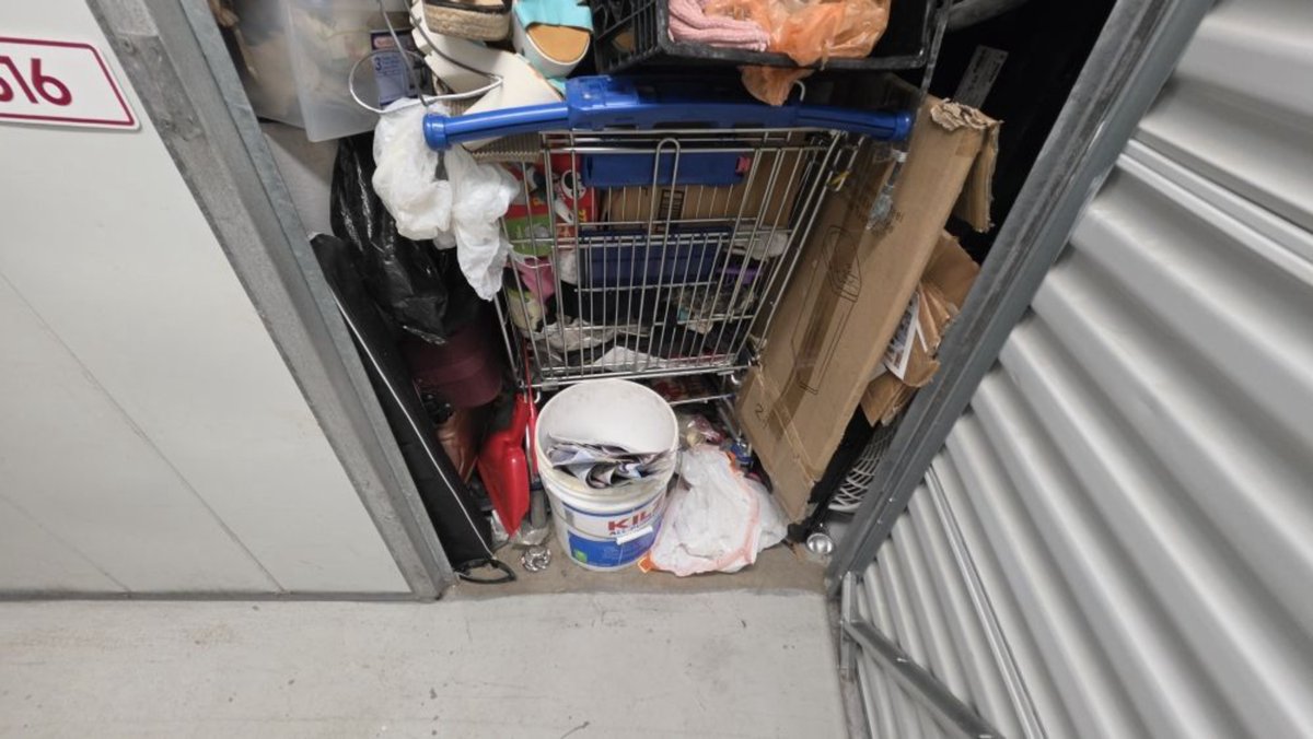 7 x 10 storage unit in Davie, FL