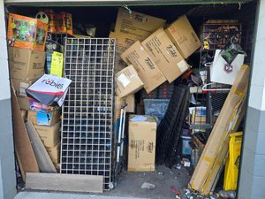 10 x 20 storage unit in Walnut, CA