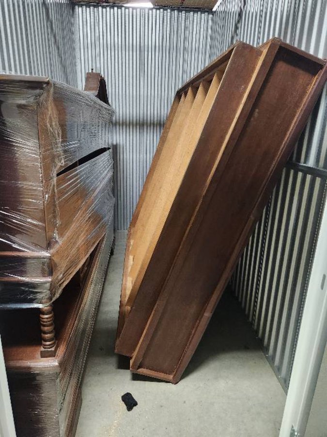 5 x 10 storage unit in Beaumont, TX