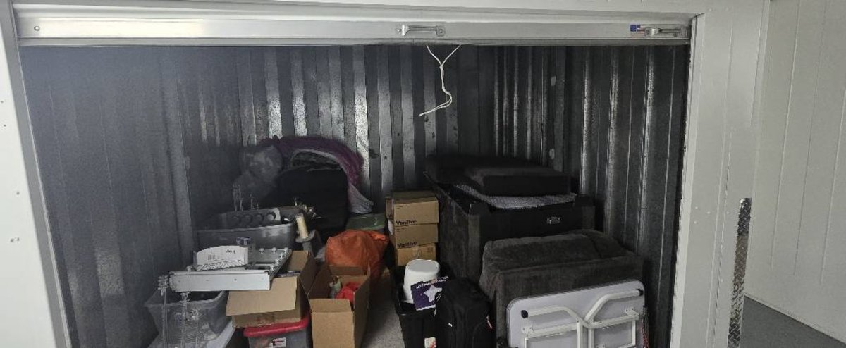 10 x 10 storage unit in Chandler, AZ