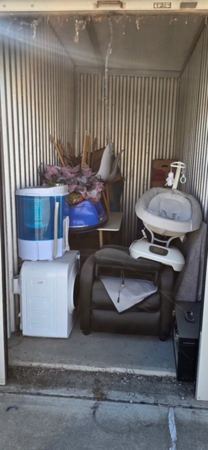 5 x 10 storage unit in Lemoore, CA
