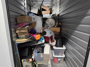 5 x 10 storage unit in San Pablo, CA