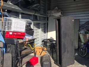 10 x 10 storage unit in San Pablo, CA