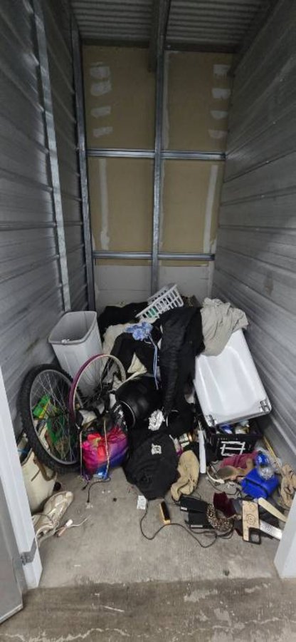 5 x 8 storage unit in Las Vegas, NV