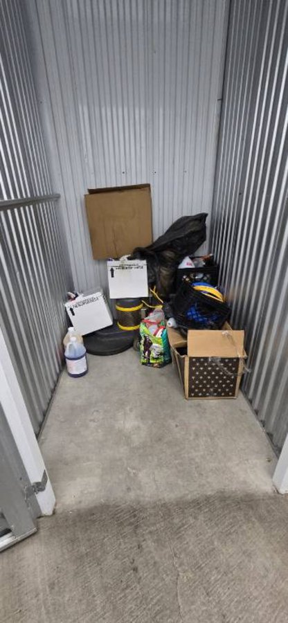 5 x 5 storage unit in Las Vegas, NV