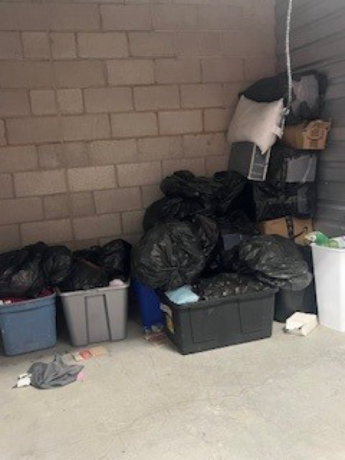 8 x 10 storage unit in Beaumont, CA